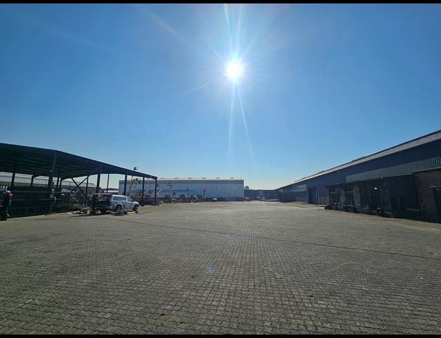 6,797M² WAREHOUSE TO LET IN TUNNEY